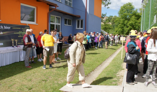 Výstavba cesty pri základnej škole