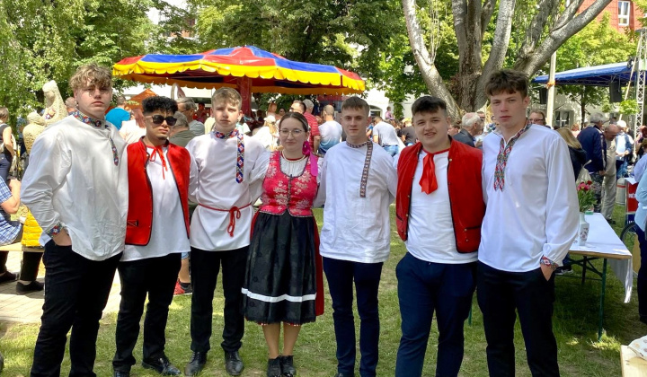 NAŠI MANDOLINISTI V MAĎARSKU