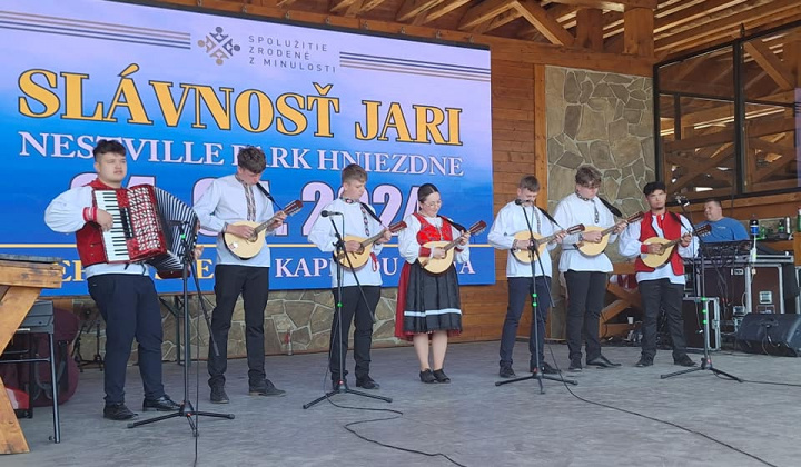 PREZENTÁCIA NAŠEJ OBCE NA SLÁVNOSTIACH JARI, HNIEZDNE 2024