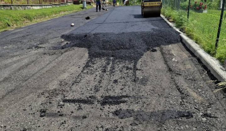 ASFALTOVANIE CESTY SMEROM DO ČASTI OBCE HLUBOKA DOLINA