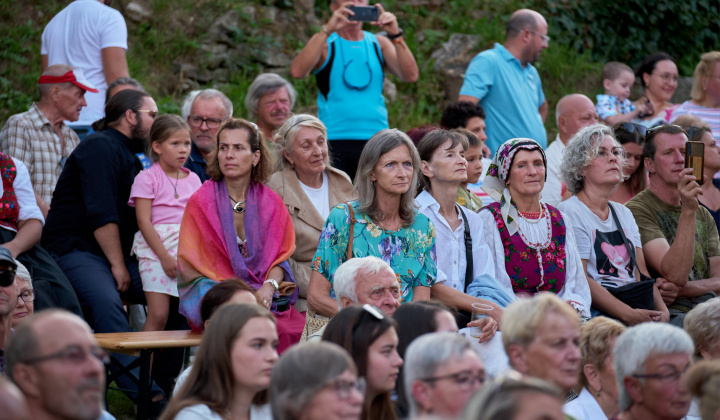 XX. ROČNÍK SLÁVNOSTÍ ZVYKOV A OBYČAJOV OBCE JARABINA - PIATOK 8.8.2025