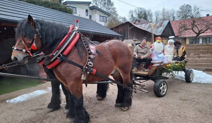 О КТО, КТО, МИКОЛАЯ ЛЮБИТ...