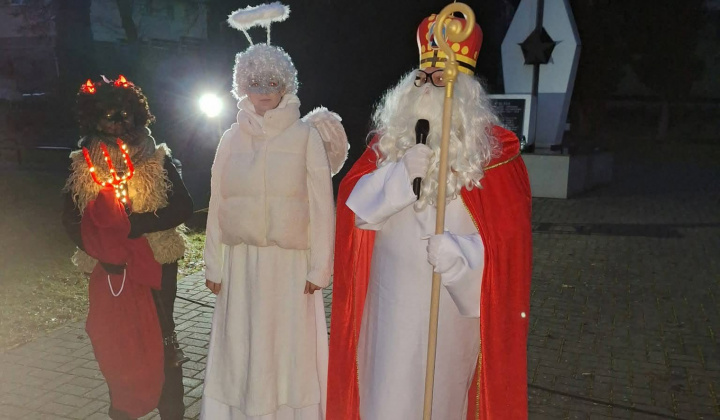 О КТО, КТО, МИКОЛАЯ ЛЮБИТ...