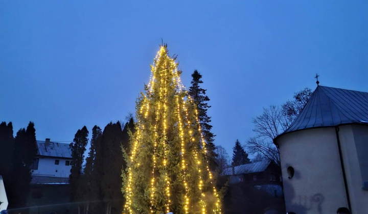 О КТО, КТО, МИКОЛАЯ ЛЮБИТ...