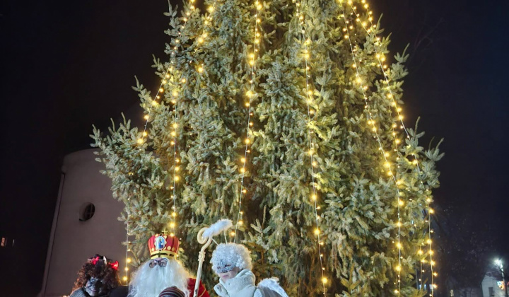 О КТО, КТО, МИКОЛАЯ ЛЮБИТ...