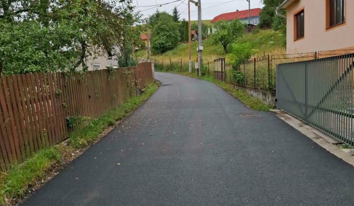 ASFALTOVANIE CESTY NA ULICI POPYVKA