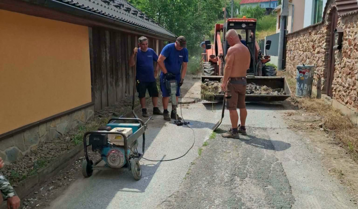 ASFALTOVANIE CESTY NA ULICI POPYVKA