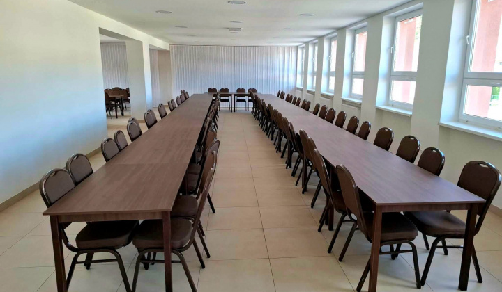 NOVÉ VYBAVENIE SPOLOČENSKEJ MIESTNOSTI NÁŠHO KULTÚRNEHO DOMU 