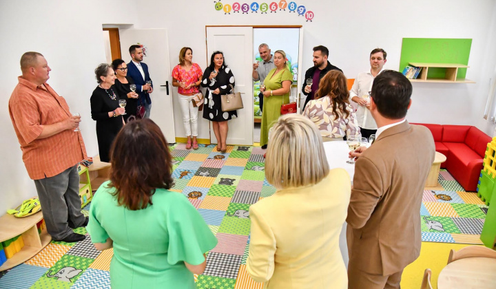MATERSKÁ ŠKOLA V NAŠEJ OBCI OTVORILA NOVÝ ŠKOLSKÝ ROK V KRAJŠOM A MODERNEJŠOM PROSTREDÍ