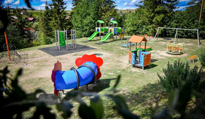 MATERSKÁ ŠKOLA V NAŠEJ OBCI OTVORILA NOVÝ ŠKOLSKÝ ROK V KRAJŠOM A MODERNEJŠOM PROSTREDÍ
