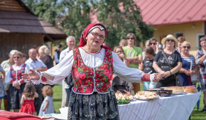 Folklórna skupina POĽANA