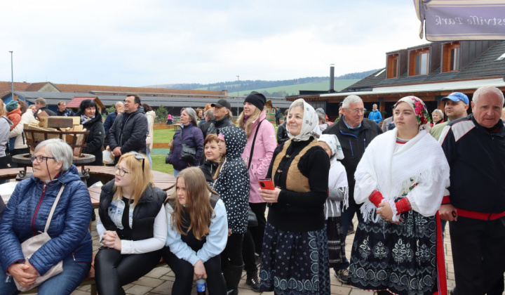 OBEC JARABINA A ÚŽASNÉ 3. MIESTO