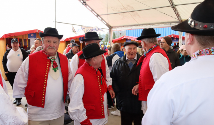 OBEC JARABINA A ÚŽASNÉ 3. MIESTO