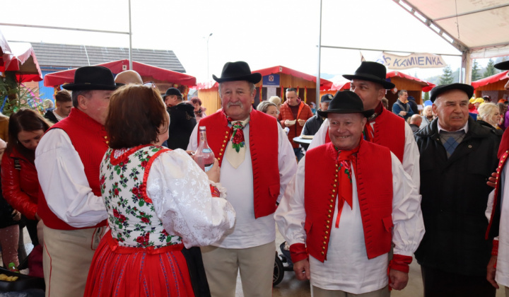 OBEC JARABINA A ÚŽASNÉ 3. MIESTO