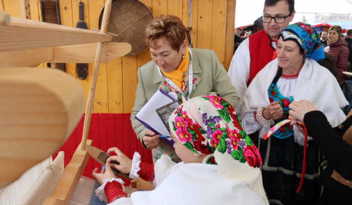 OBEC JARABINA A ÚŽASNÉ 3. MIESTO