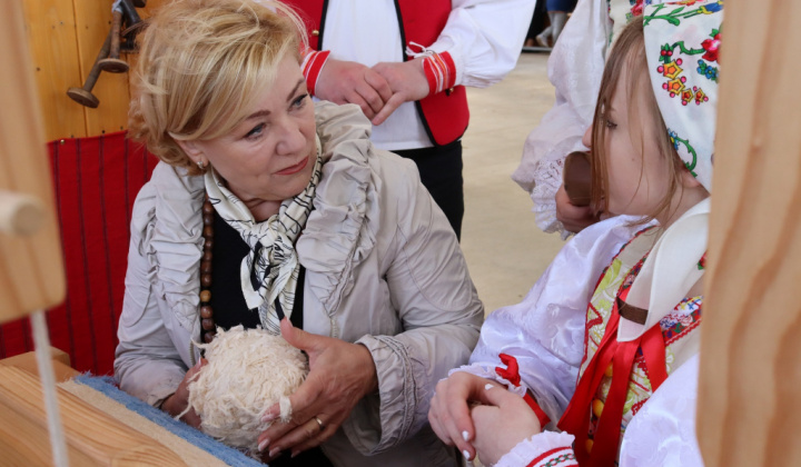 OBEC JARABINA A ÚŽASNÉ 3. MIESTO
