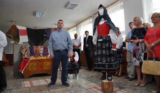 OBEC JARABINA A ÚŽASNÉ 3. MIESTO