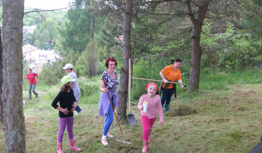 OBEC JARABINA A ÚŽASNÉ 3. MIESTO